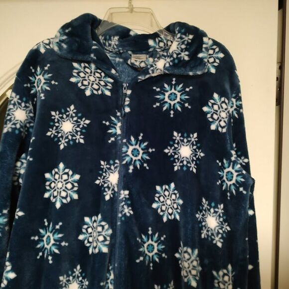 Croft & Barrow Blue With Snowflakes Soft Fleece Zip Up Robe Size Women's XL - Picture 2 of 2